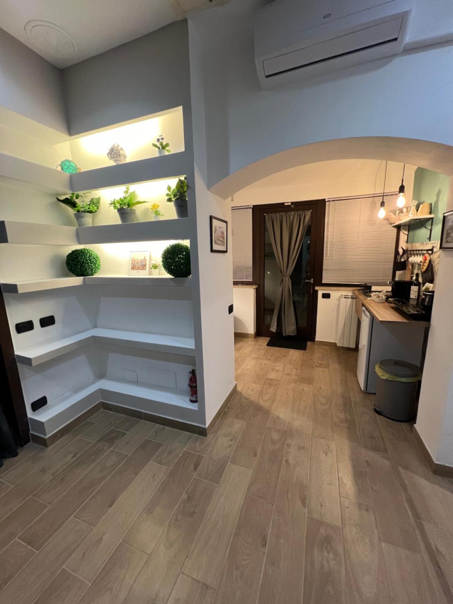 Rea Silvia Intero Appartamento Indipendente Rom Exterior foto